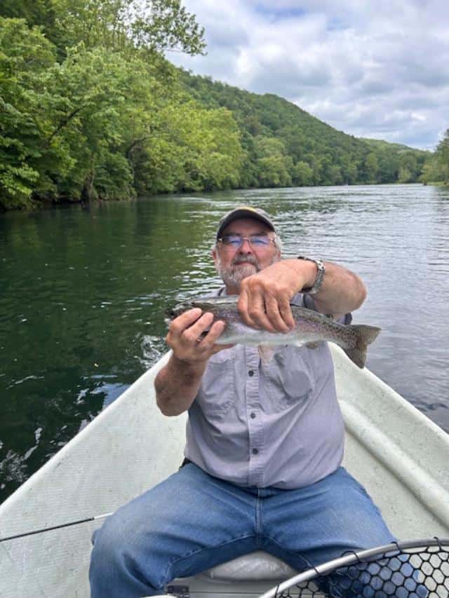 Fly Fishing Shop Guide Service Branson MO River Run Outfitters fly-fishing-shop-guide-service-branson-mo-river-run-outfitters
